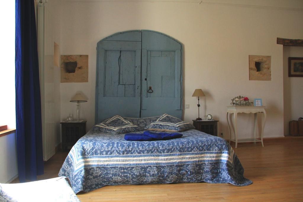 Chambres D'Hotes Le Val De La Garenne Senouillac Phòng bức ảnh